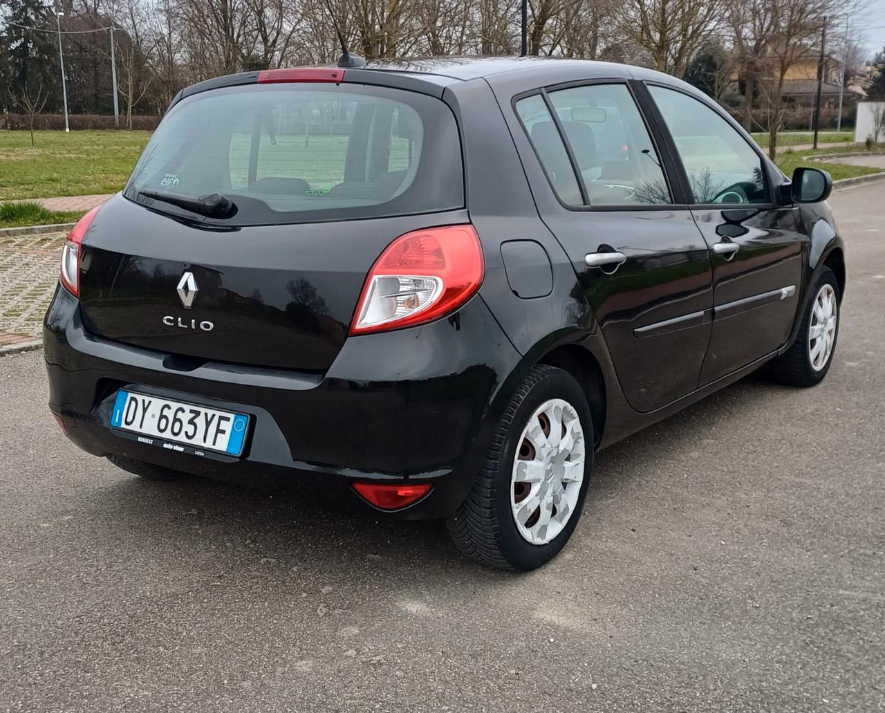 Renault Clio 1.2 16V 5 porte GPL Dynamique