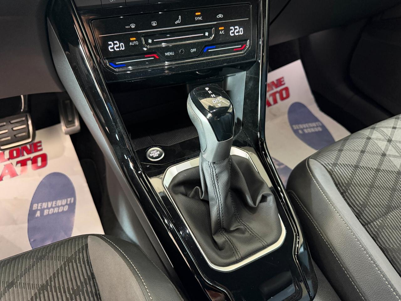 Volkswagen T-Roc 1.5 TSI ACT DSG R-Line 150cv