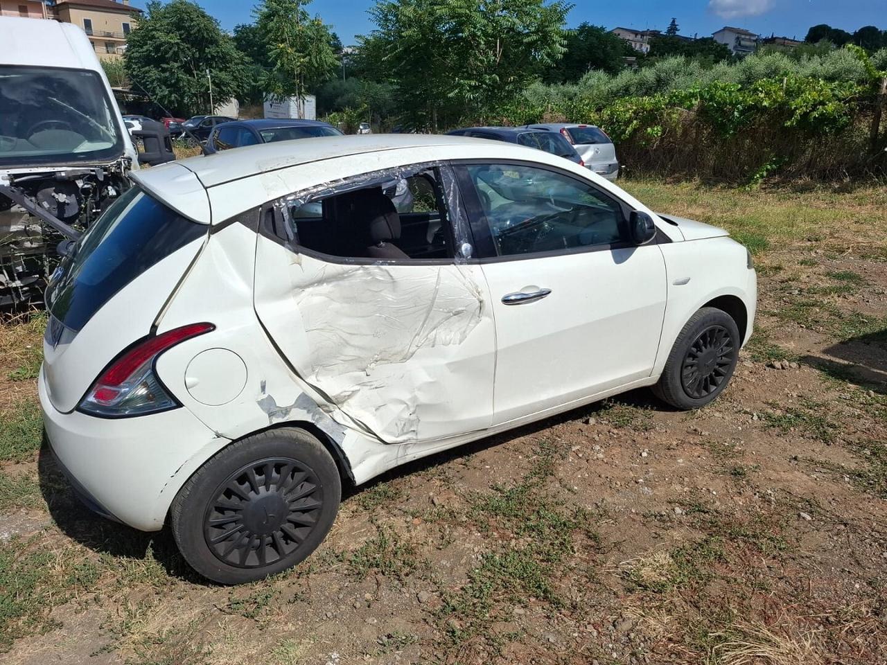 LANCIA YPSILON 1.2 BENZINA GPL ECOCHIC SINISTRATA