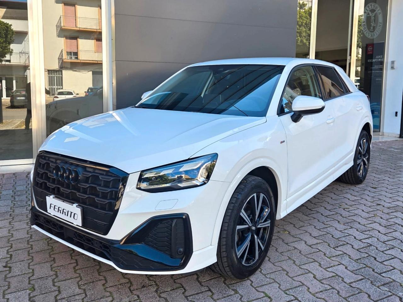 Audi Q2 30 TDI IDENTITY BLACK
