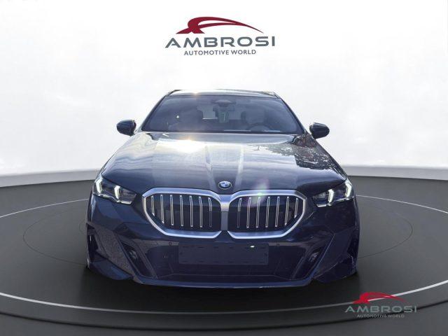 BMW 520 Serie 5 d xDrive Touring Msport Travel Package