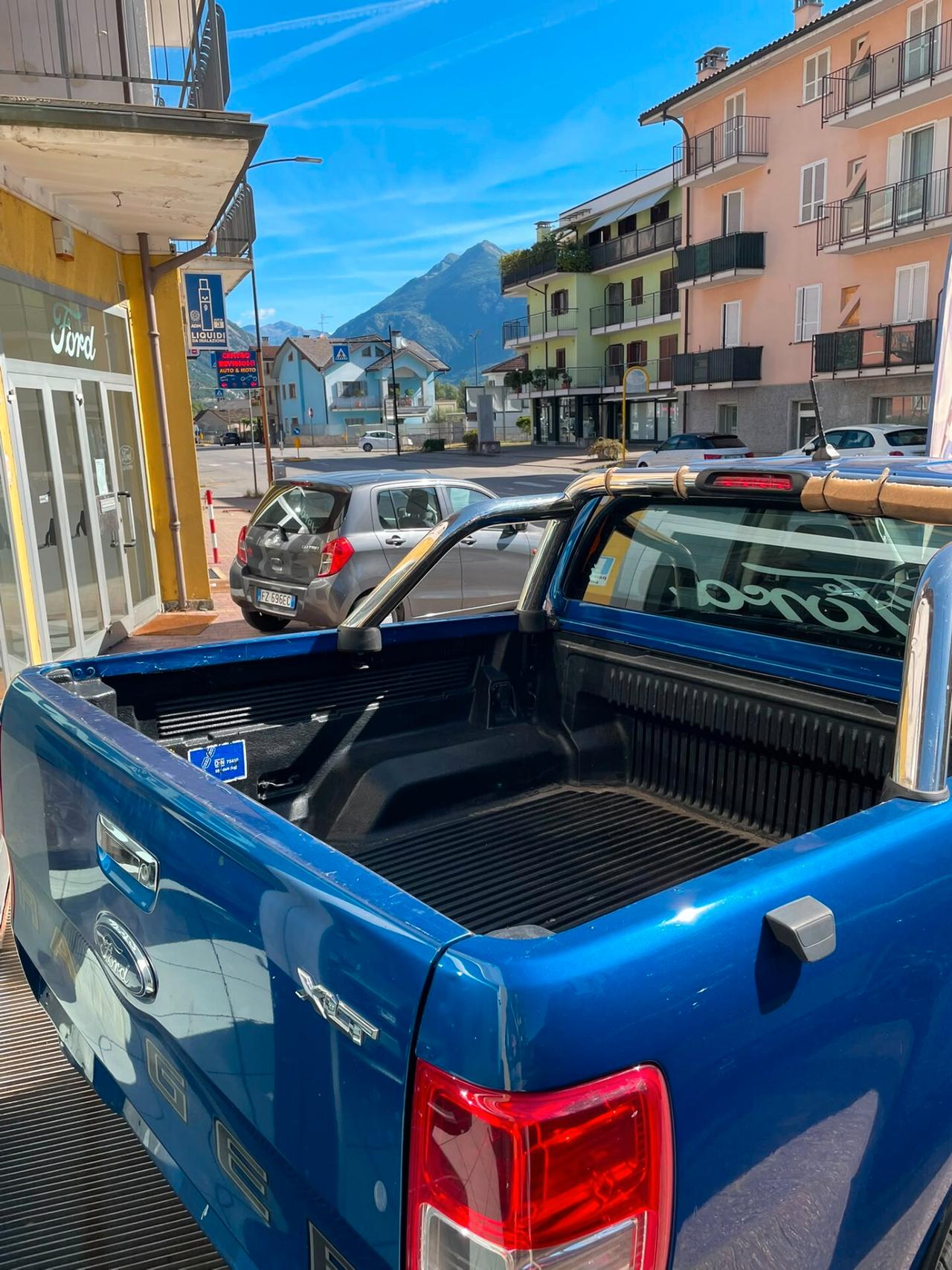 Ford Ranger 2.0 TDCi DC XLT 5 posti