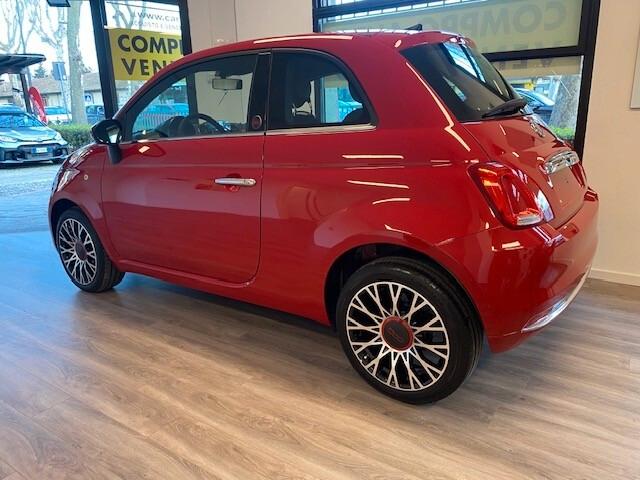 Fiat 500 1.0 Hybrid Red