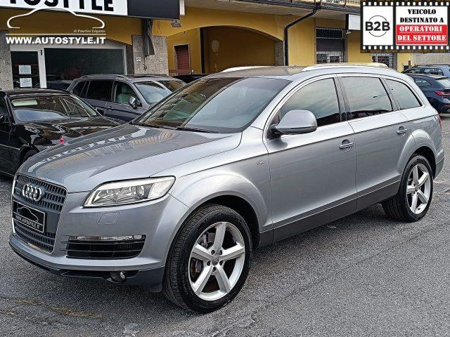 AUDI Q7 3.0 V6 TDI 240Cv *7POSTI* quattro Tiptronic S-LINE
