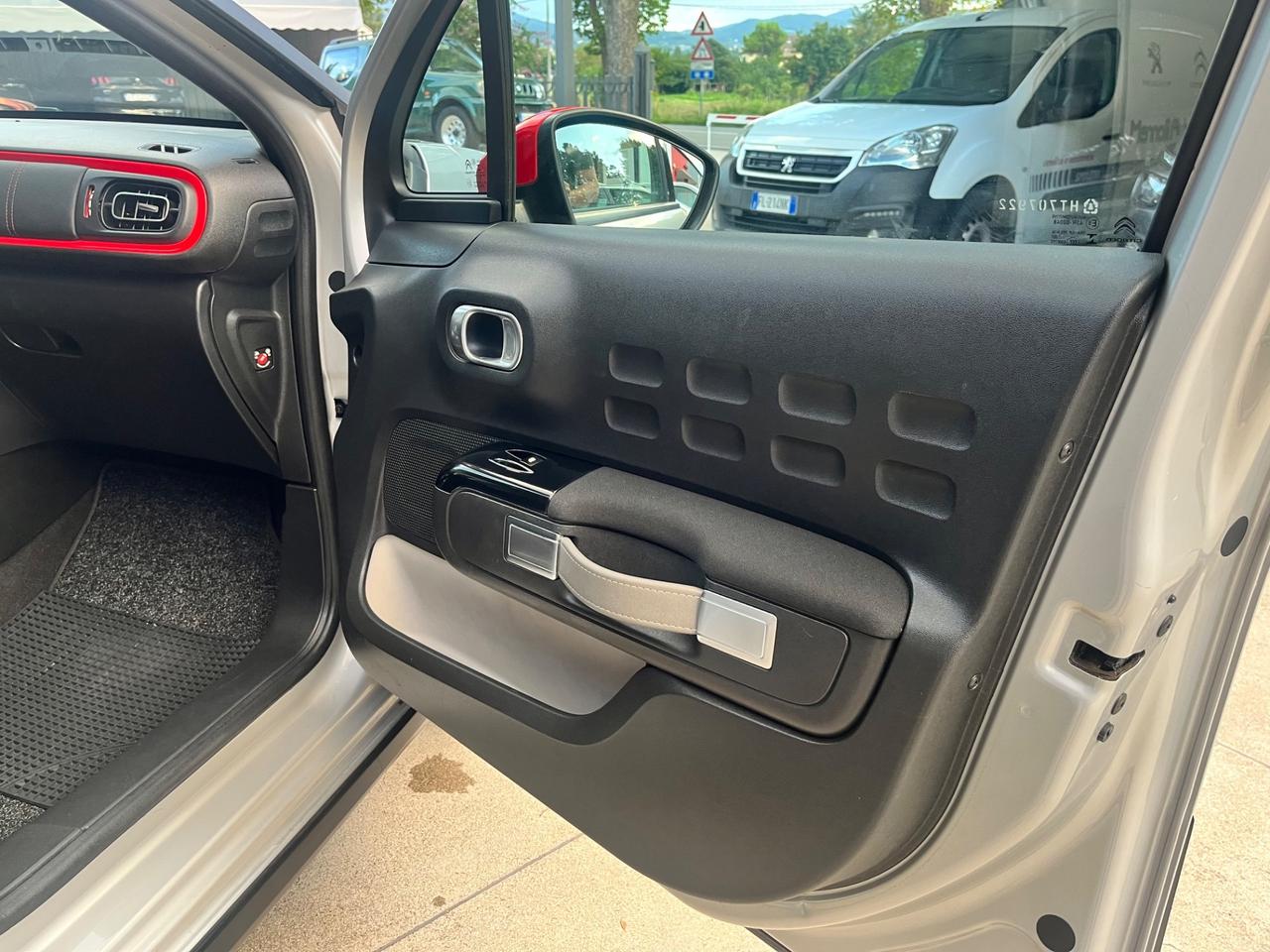 Citroen C3 PureTech 82 GPL Shine