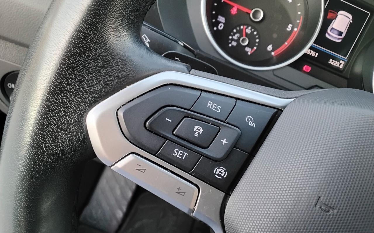 Volkswagen Tiguan 2.0 TDI 150 CV SCR DSG Elegance