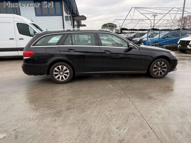 MERCEDES-BENZ E 200 Classe E - W212 SW cdi Executive ER683XT