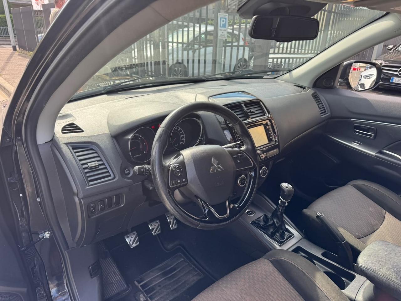 Mitsubishi ASX 1.6 DI-D 114 CV 4WD Instyle Navi