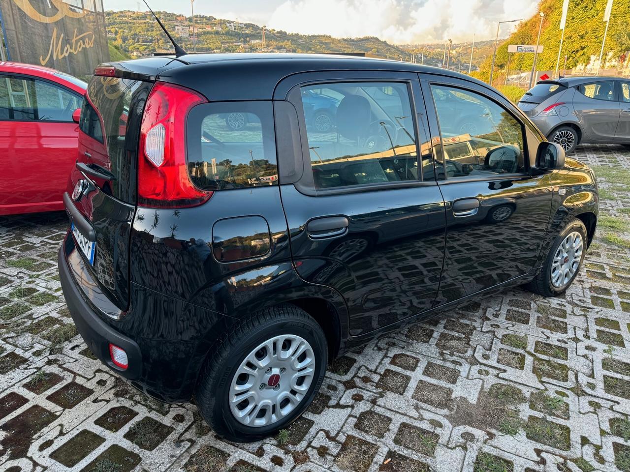 Fiat Panda 1.0 Hybrid 70cv CarPlay/Android Auto Retrocamera