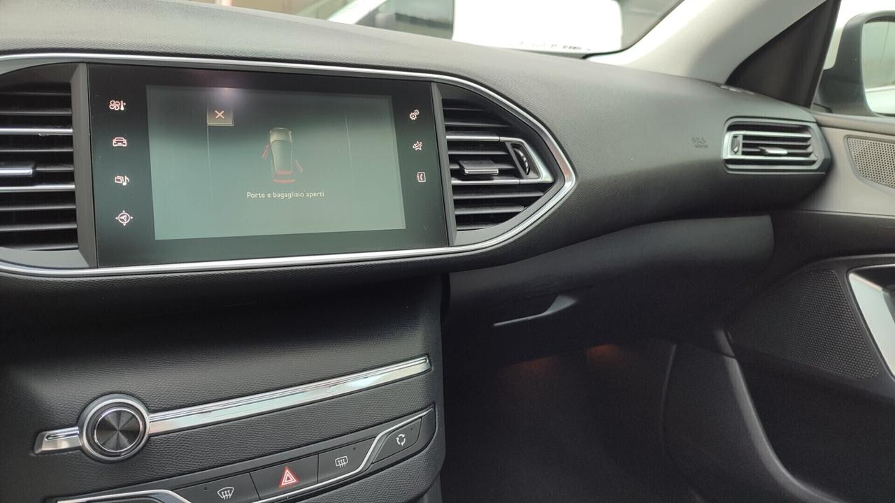 Peugeot 308 BERLINA TETTO PANORAMICO 1.6 HDI