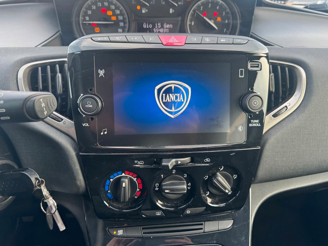 Lancia Ypsilon 1.0 FireFly 5 porte S&S Hybrid Ecochic Gold