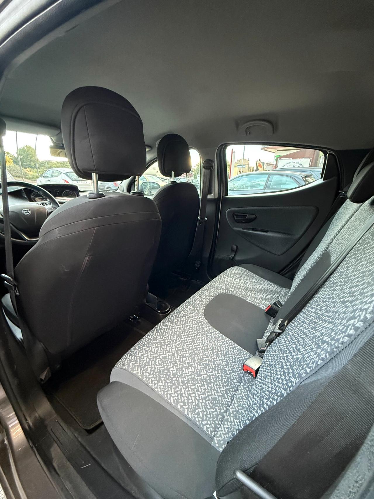 Lancia Ypsilon 1.2 69 CV 5 porte GPL Ecochic Gold