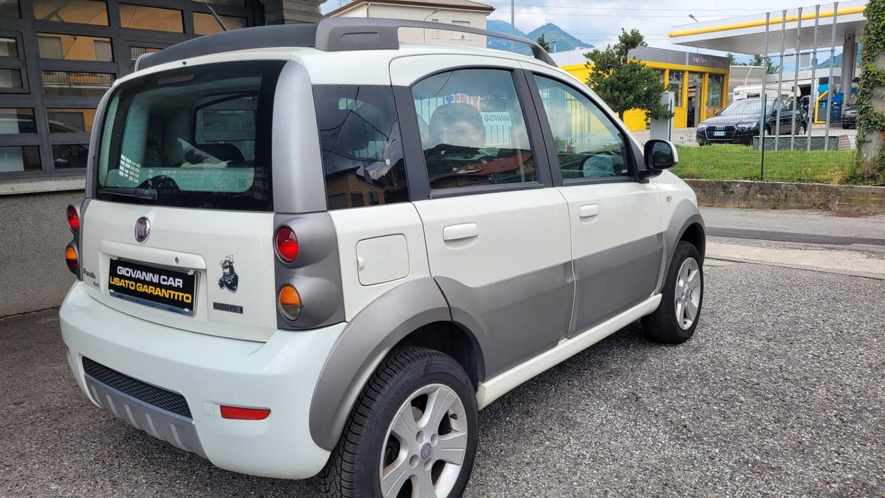 Fiat Panda 1.3 MJT 4x4 Cross