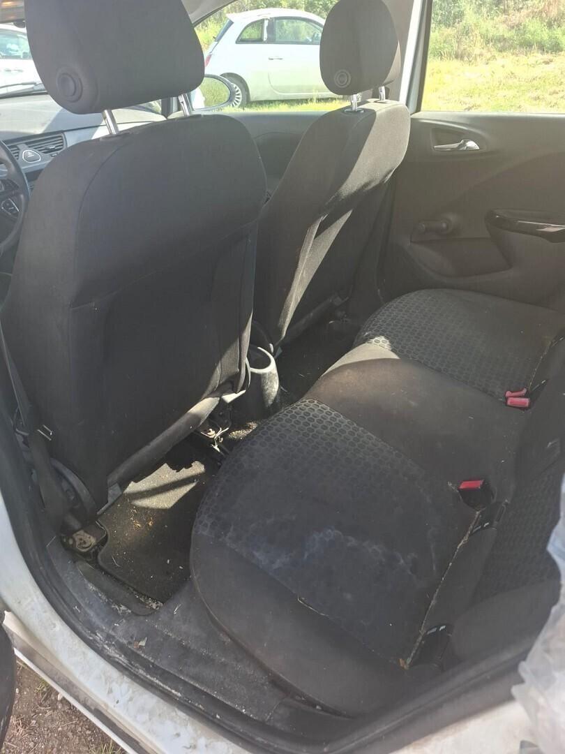 OPEL CORSA E CDTI COSMO INCIDENTATA MARCIANTE