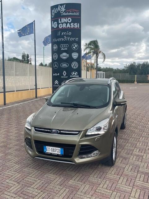 Ford Kuga 2.0 TDCI 140 CV 4WD Titanium
