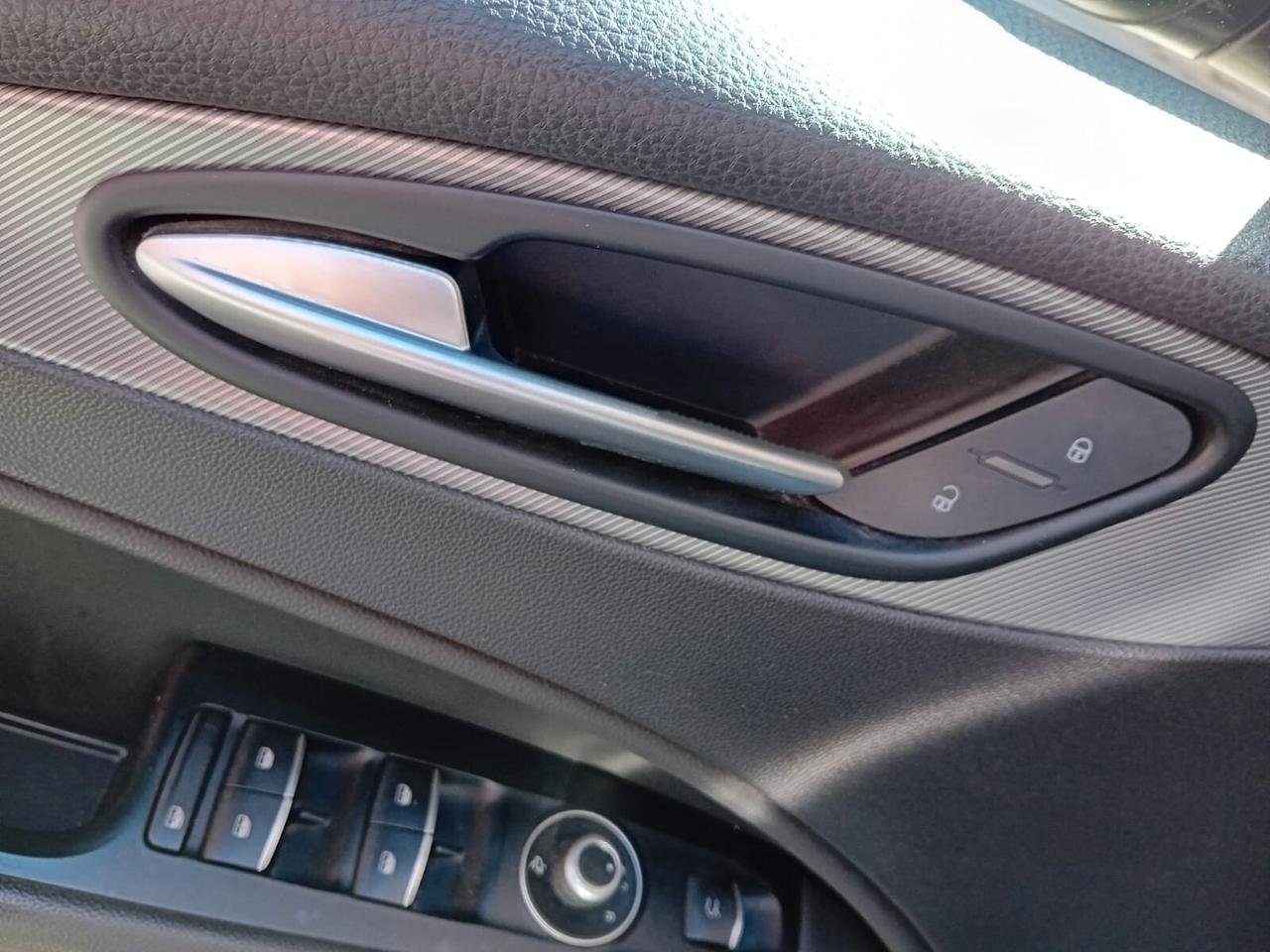Alfa Romeo Stelvio 2.2 Turbodiesel 190 CV AT8 Q4 Ti