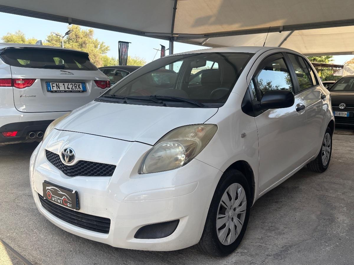 TOYOTA - Yaris - 1.0 5p. Now