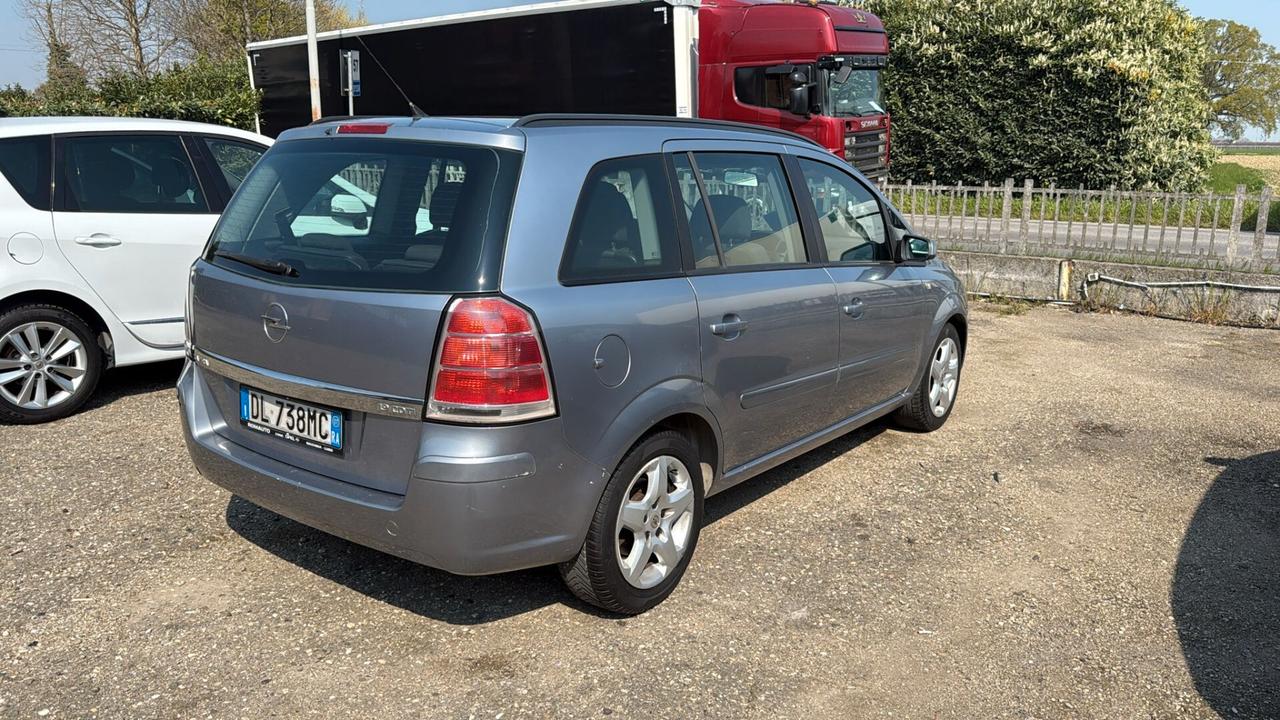 Opel Zafira 1.9 CDTI 120CV Cosmo