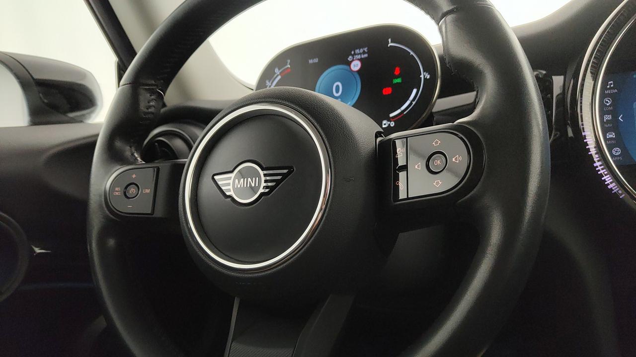 MINI Mini IV F56 2021 3p - Mini 3p 1.5 Cooper Classic auto