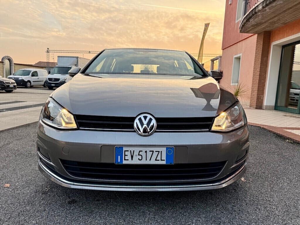 Volkswagen Golf 1.6 TDI 5p. Highline BlueM Euro 6
