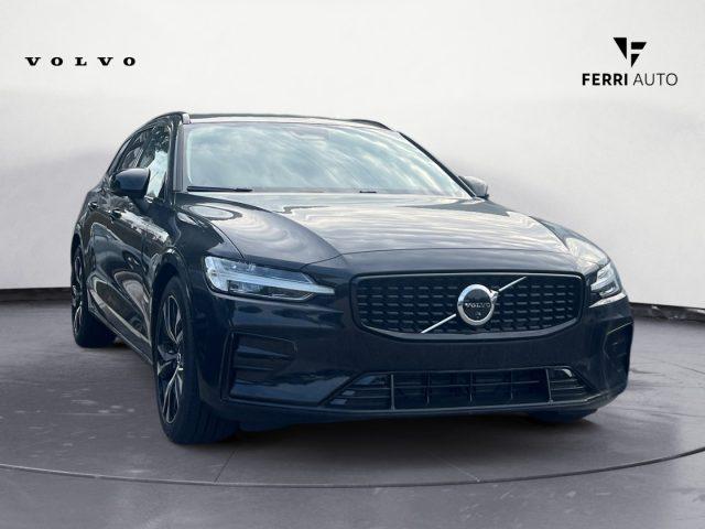 VOLVO V60 B4 automatico Plus Dark