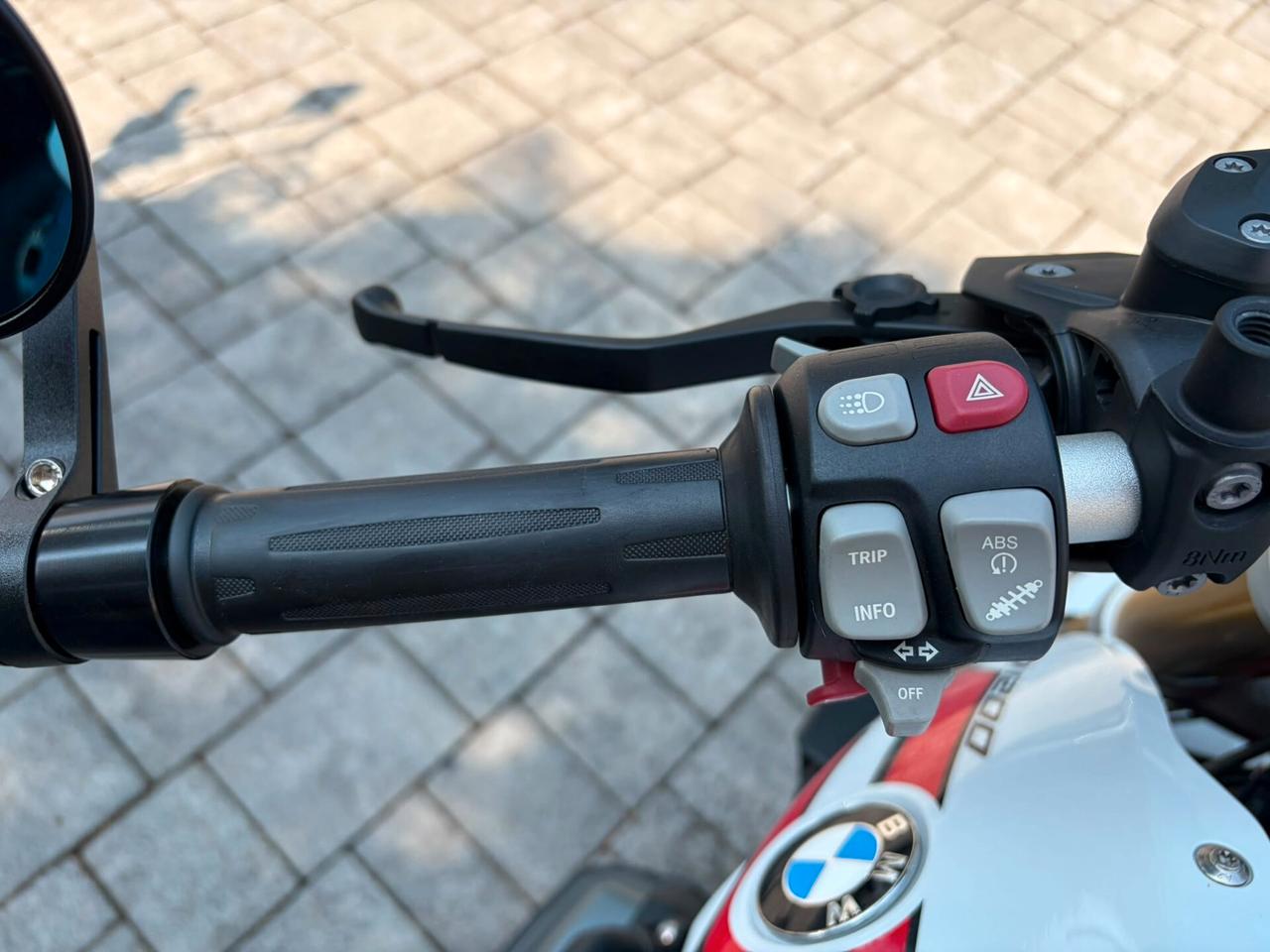 Bmw R 1200 R solo 15.000 km - ESA - KEYLESS GO - MANOPOLE RISCALDATE