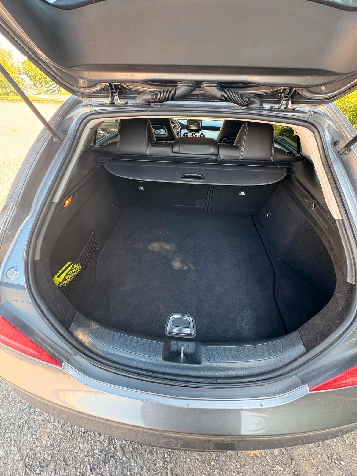 Mercedes-benz CLA 200 CLA 200 d S.W. Automatic Premium