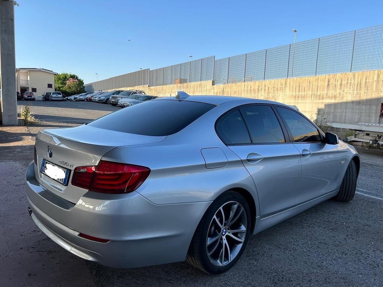 BMW 530d berlina finanziabile