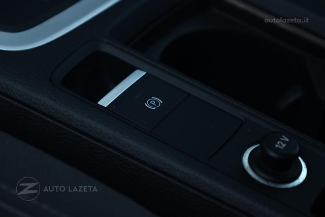 AUDI Q3 40 TDI quattro S tronic Advanced