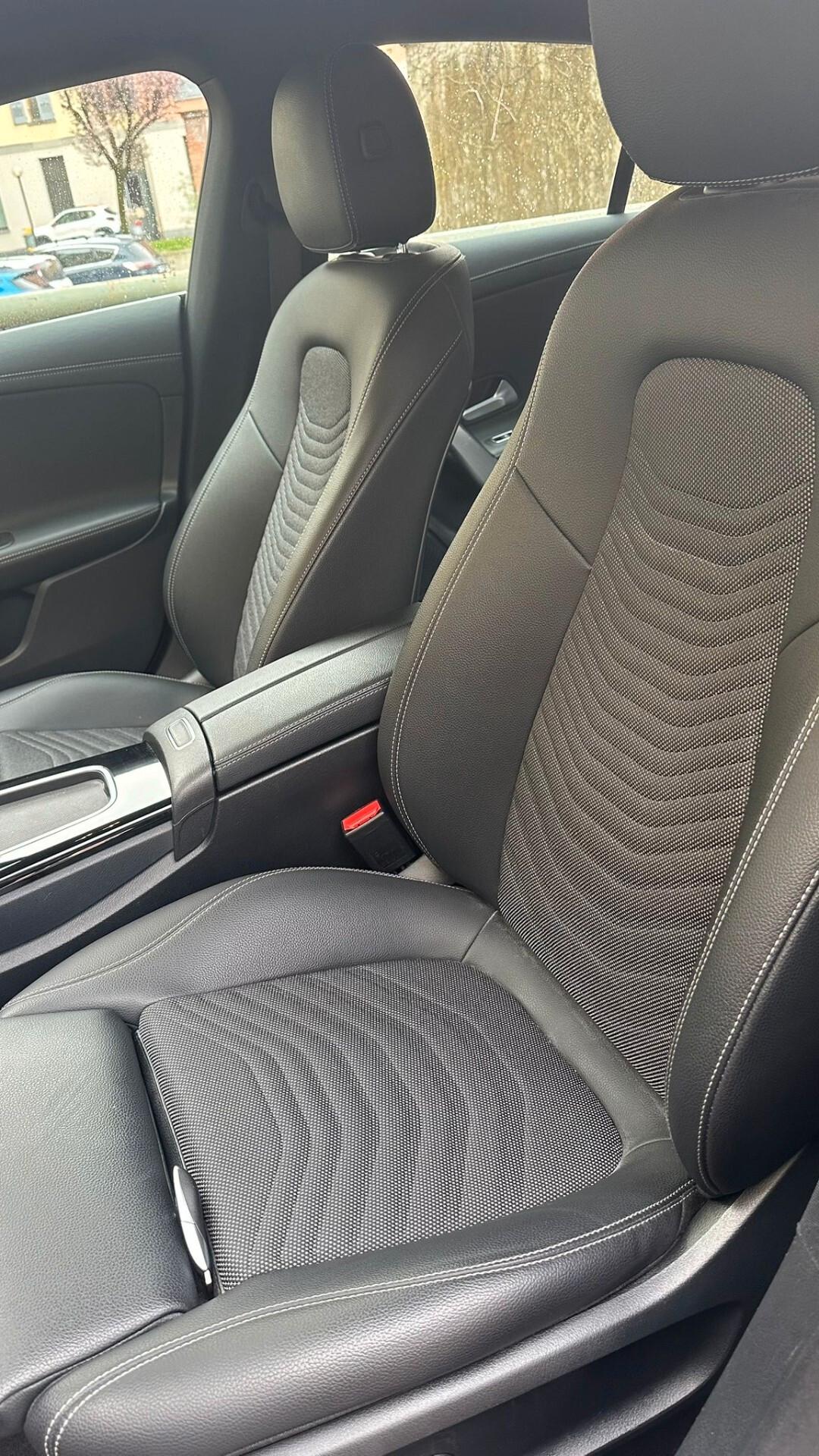 Mercedes-benz CLA 200 d Automatic Premium