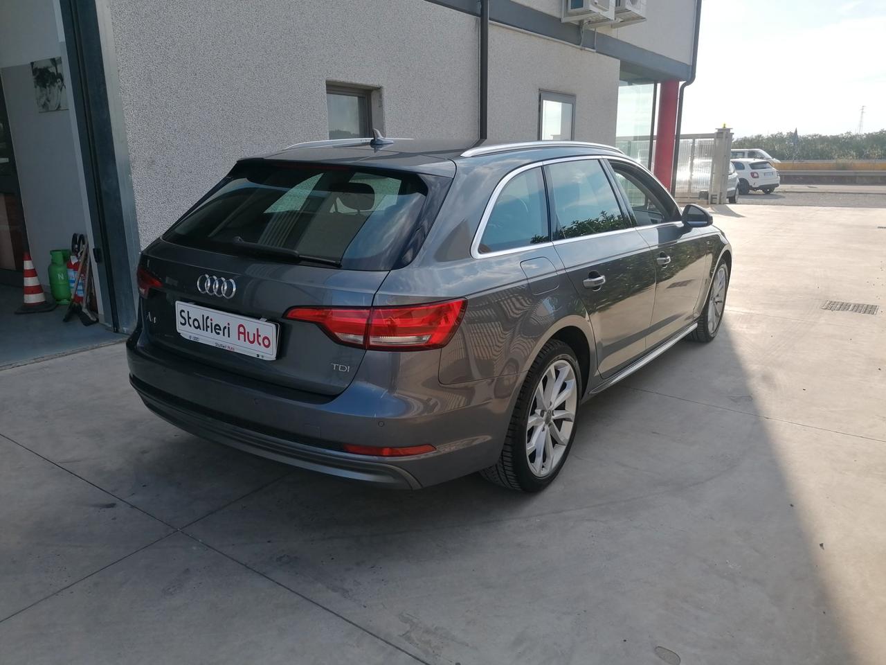 AUDI A 4 S.TRONIC S.LINE EDITION