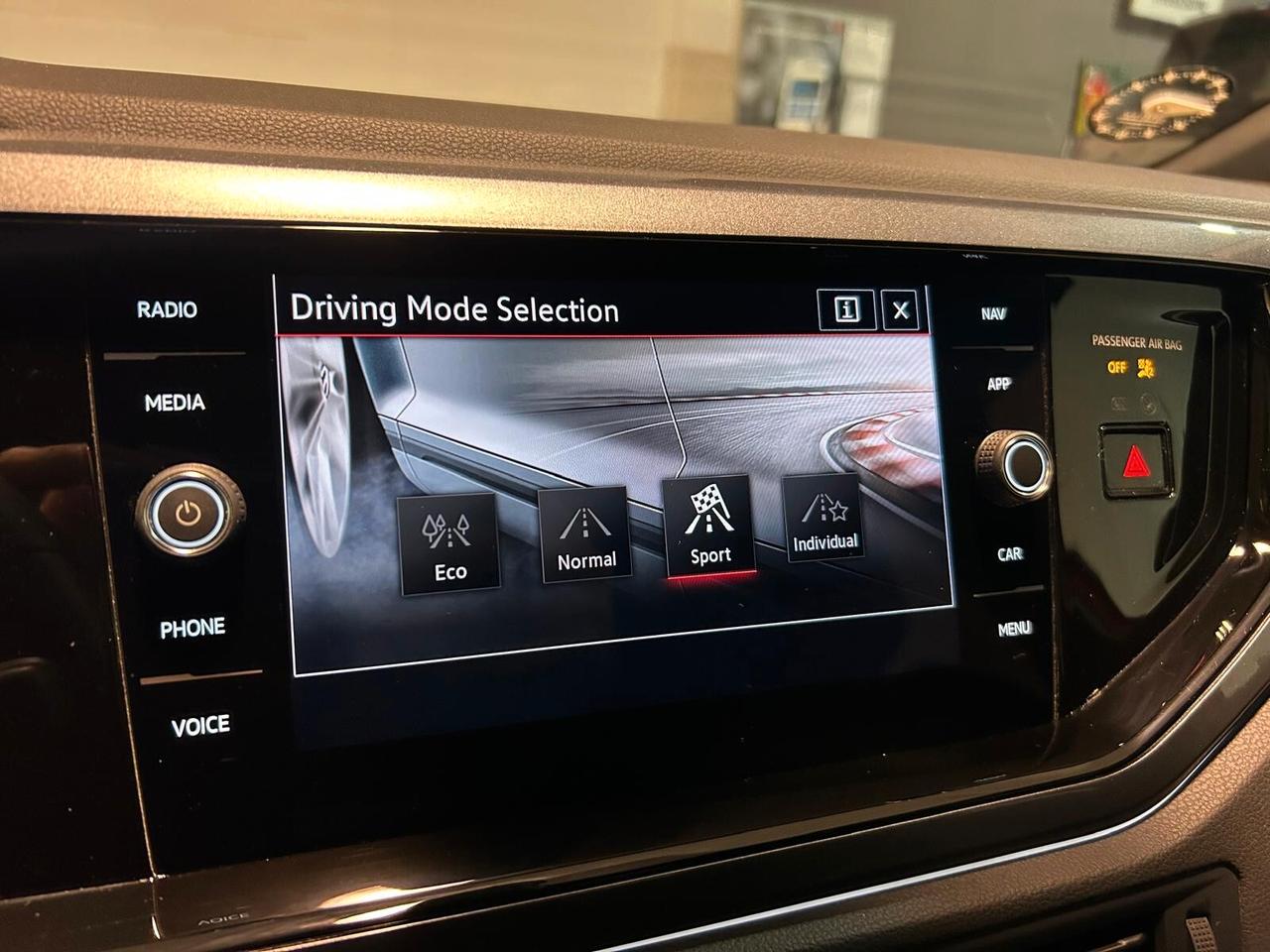 Volkswagen Polo 2.0 TSI DSG GTI