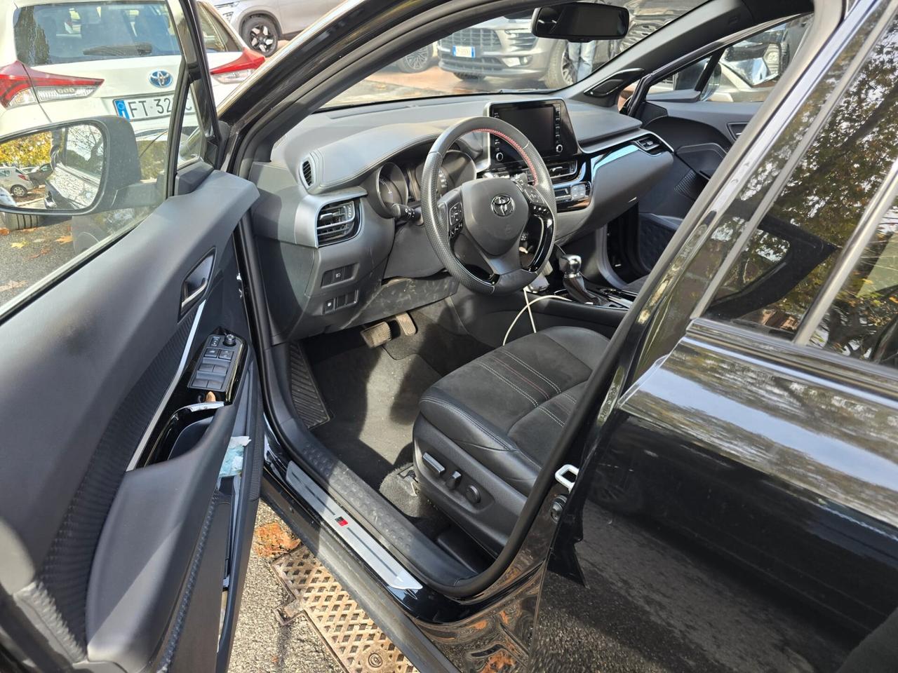 Toyota C-HR 2.0 Hybrid E-CVT GR Sport Black Edition