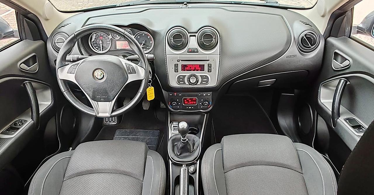 Alfa Romeo MiTo 1.6 JTDm-2 S&S Distinctive Sport Pack