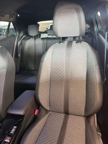 Peugeot 2008 1.2 Turbo 100cv Allure + Key Less + Navi + Sensori Ant+Post