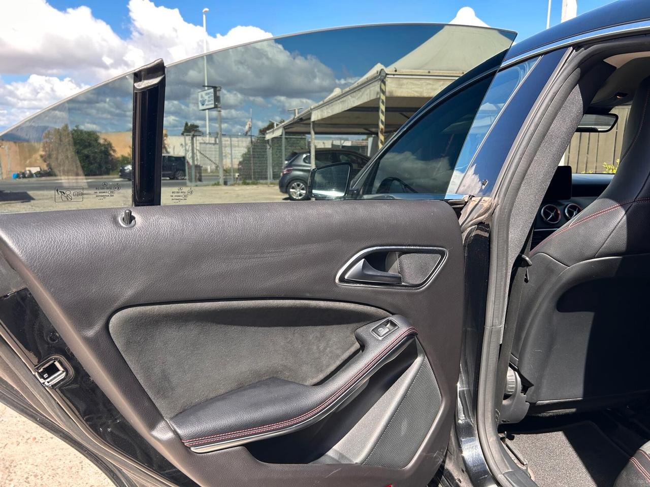 Mercedes-benz CLA 200 d 4Matic Automatic Premium AMG