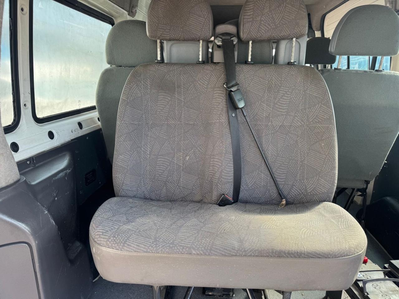 Ford transit autobus 9 posti