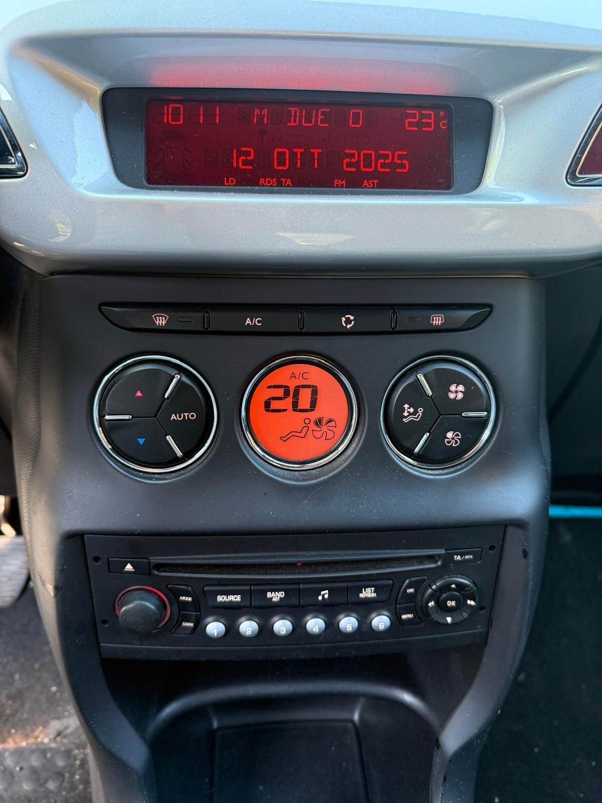 Ds DS3 3 GPL 1.4 VTi 95 Chic COME NUOVA