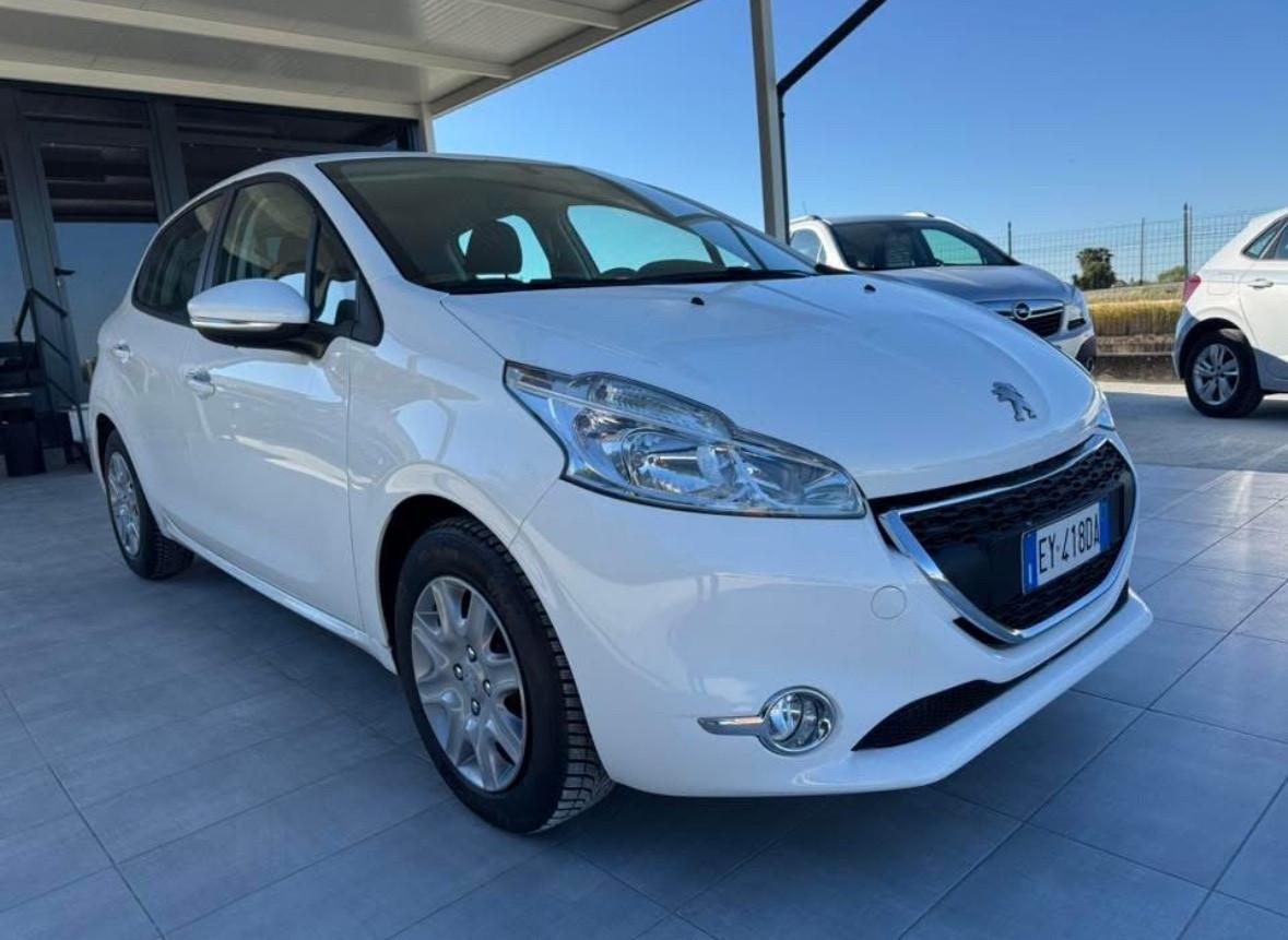 Peugeot 208 1.4 HDi 68 CV 5 porte Active
