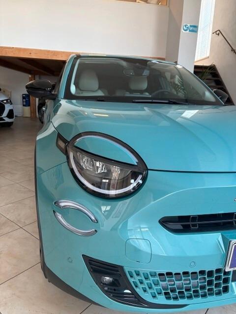 Fiat 600 Hybrid 110 CV DCT MHEV La Prima II