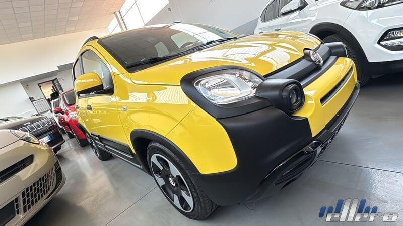 FIAT Pandina 1.0 65cv Hybrid CROSS