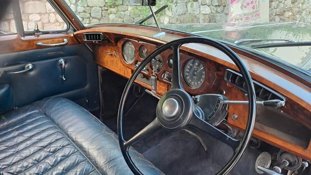 Bentley S2 RHD targhe italiane