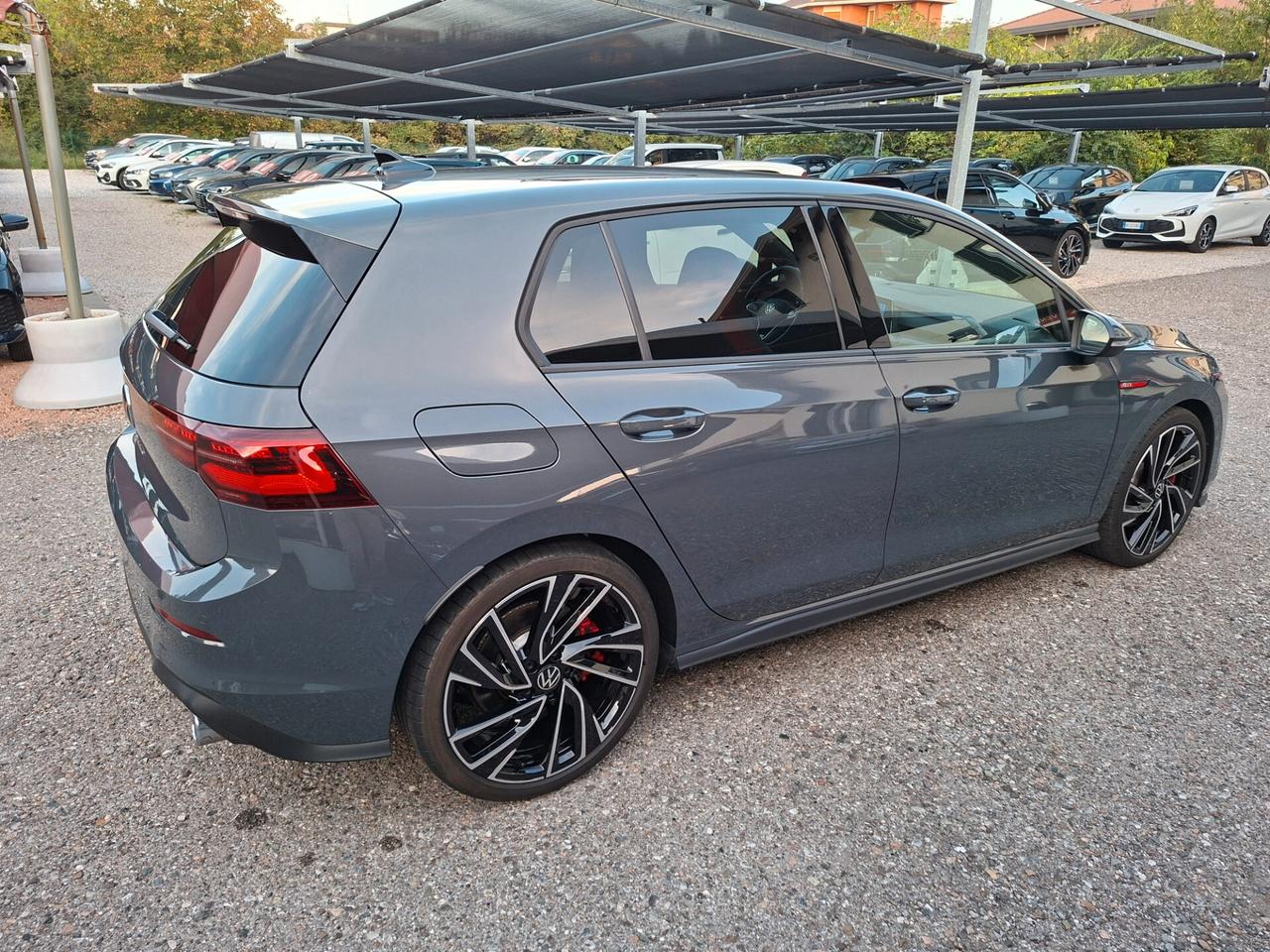 Volkswagen Golf GTI 2.0 TSI DSG