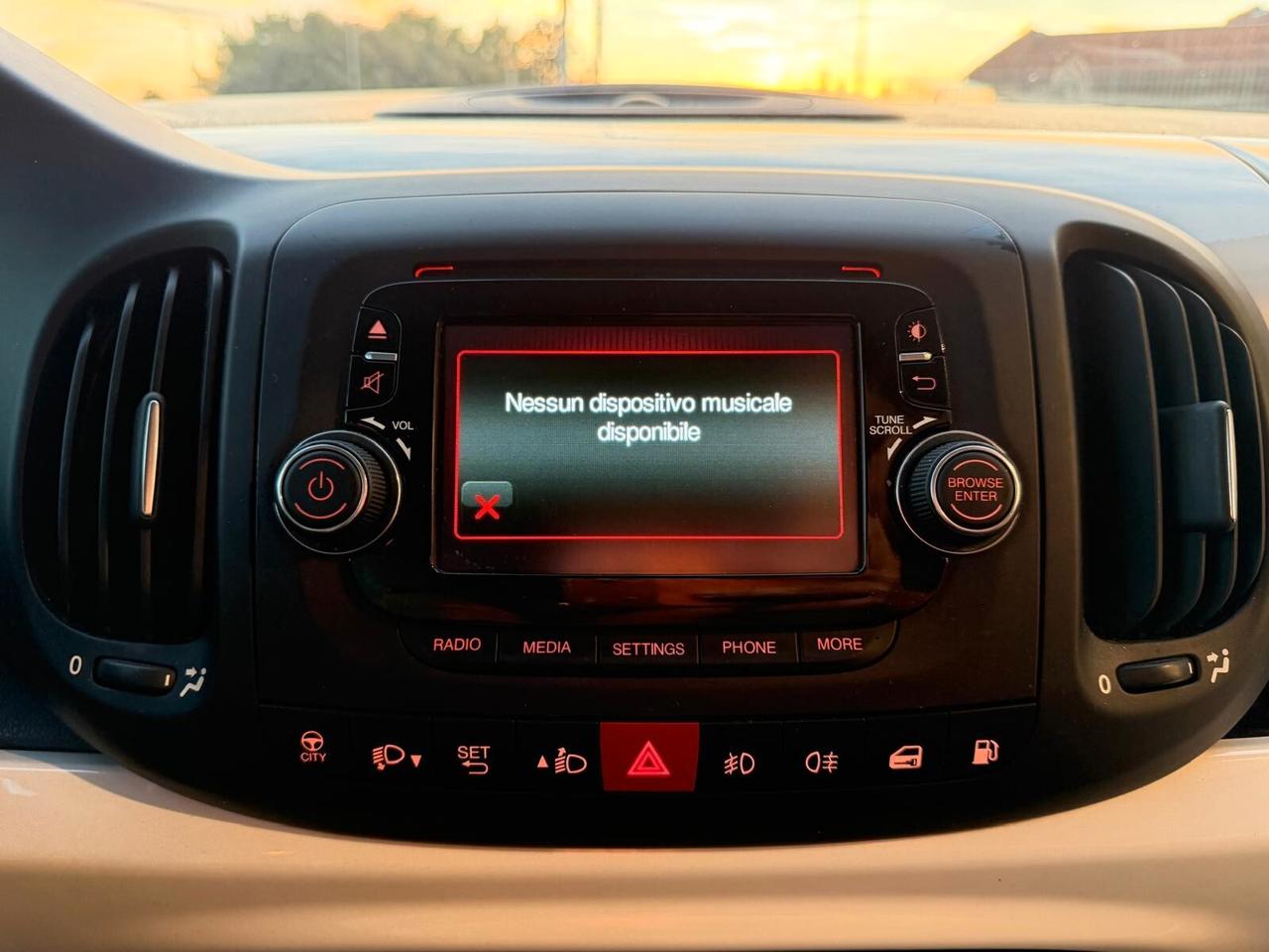 Fiat 500L 0.9CC LOUNGE 85CV 62KW OK NEOPATENTATI ANNO 2014