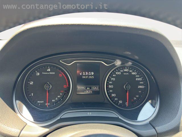 AUDI Q2 1.6 TDI S tronic Black