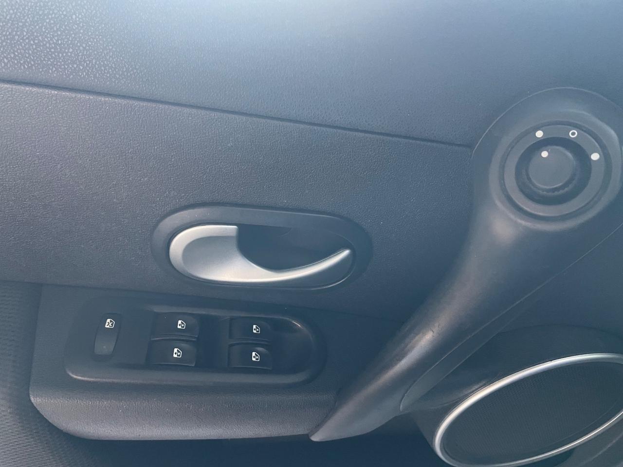 Renault Clio 1.2 16V 5 porte Dynamique - Nessun vincolo -