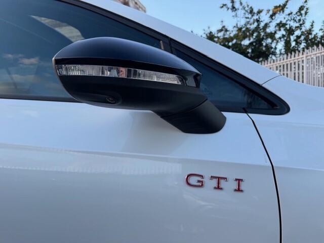 Volkswagen Golf DSG 265cv GTI