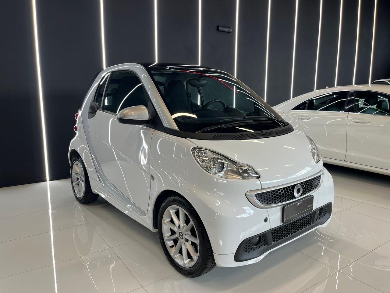 Smart ForTwo 1000 52 kW coupé passion OK NEOPATENTATI