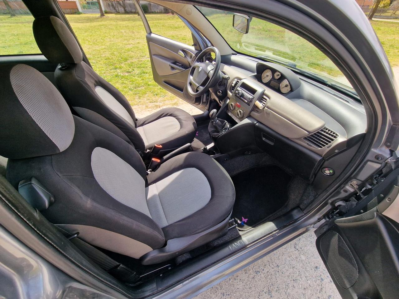 Lancia Ypsilon 1.2 60cv motore Fire motore con solo 45mila km i