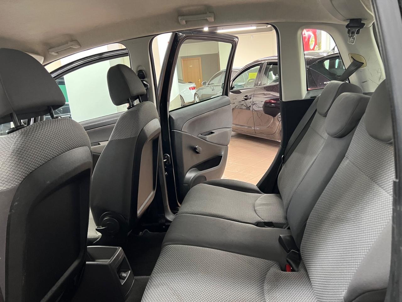 Fiat Idea 1.2 16V BlackLabel